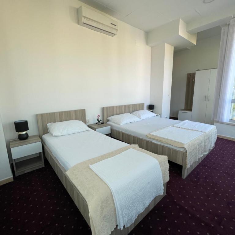 Lux Apartments - One-Bedroom Apartment - 17