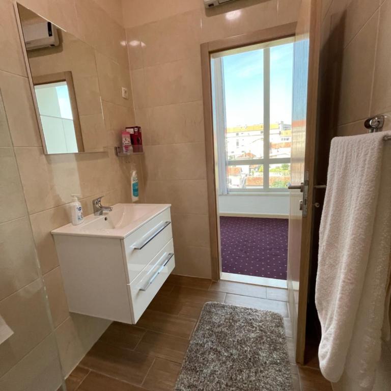 Lux Apartments - One-Bedroom Apartment - 29