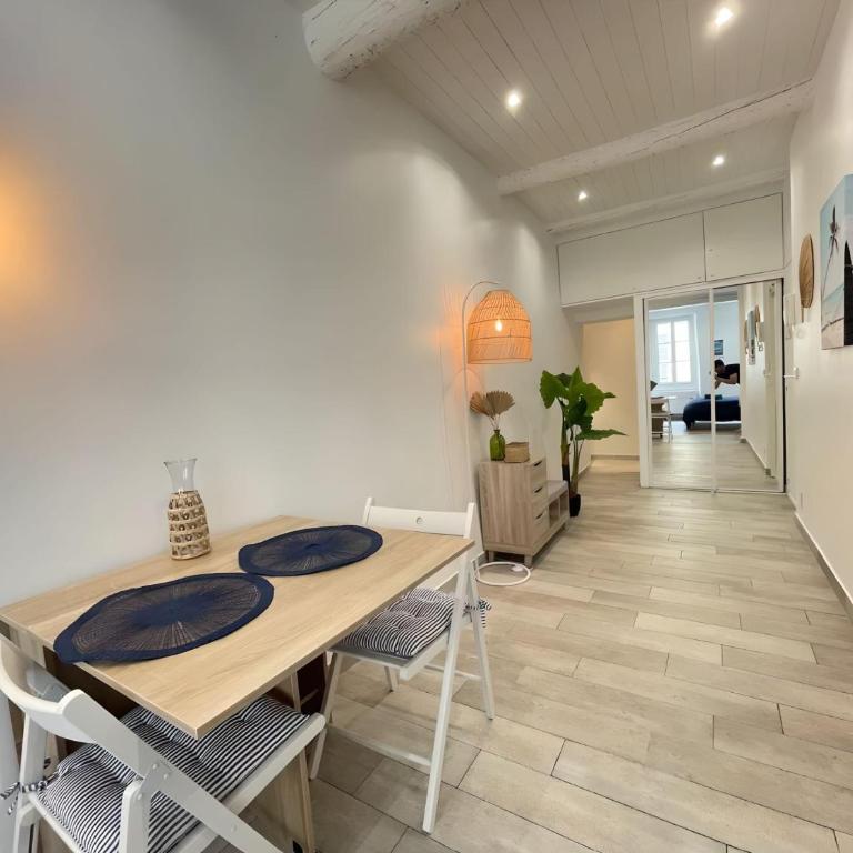 Spacieux Loft Cœur Vieux Nice - Appartement 1 Chambre - 10