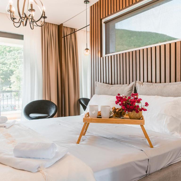 Carolea Villas - Boutique Hotel & Villas - Dvokrevetna Soba sa Bračnim Krevetom i Terasom - 11