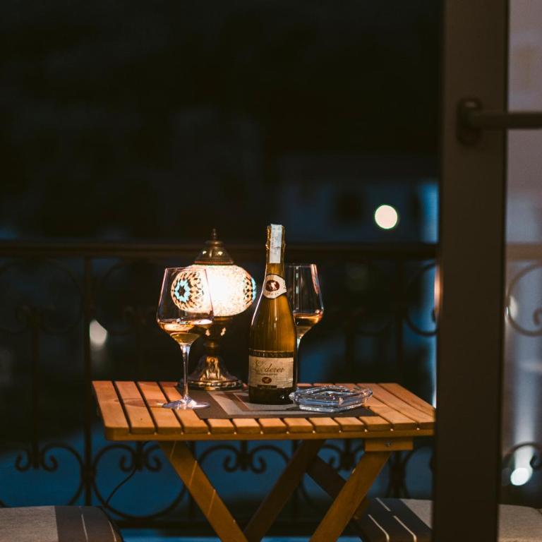 Carolea Villas - Boutique Hotel & Villas - Dvokrevetna Soba sa Bračnim Krevetom i Terasom - 17