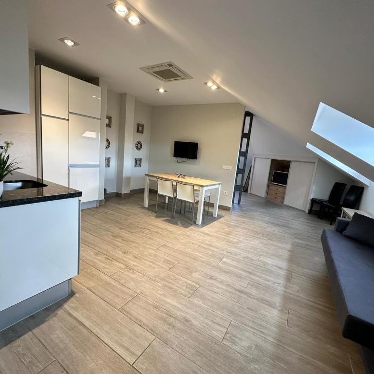 V Apartamento junto a PlazaMayor - Apartamento de 1 dormitorio - 1