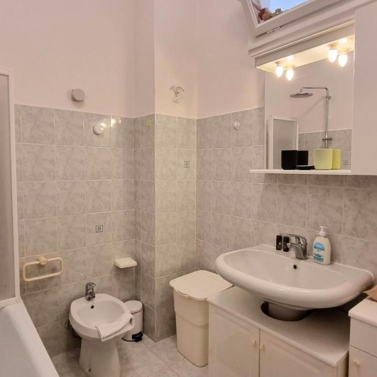 Via Gatteri 60 - Appartamento con 1 Camera da Letto - 20