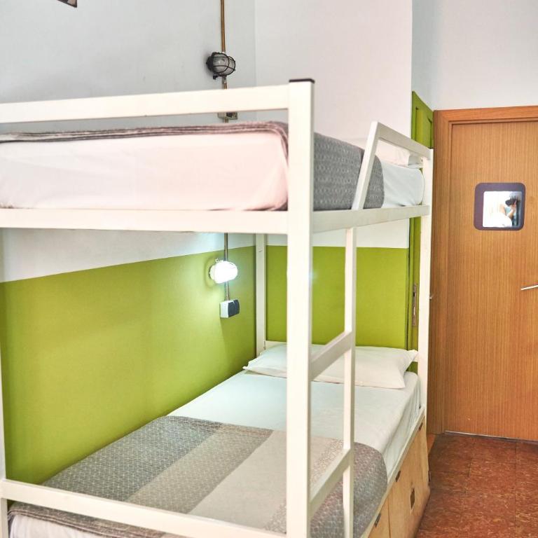 LOFT HOSTAL Group - Cama en habitación compartida mixta de 6 camas - 2