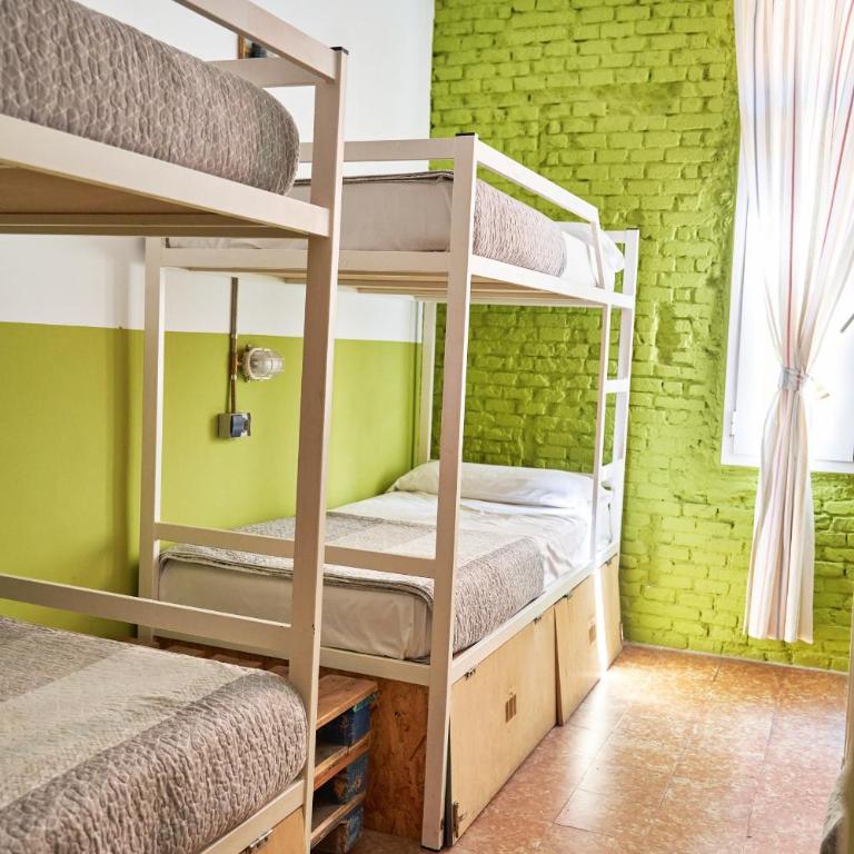 LOFT HOSTAL Group - Cama en habitación compartida mixta de 6 camas - 13