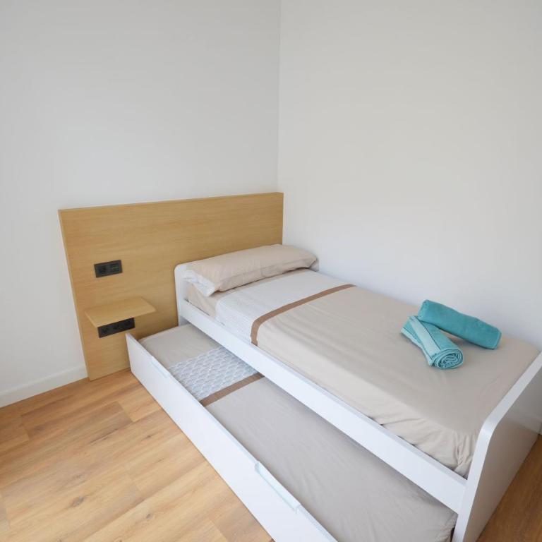 Suites Port Cambrils - Two-Bedroom Apartment - 18