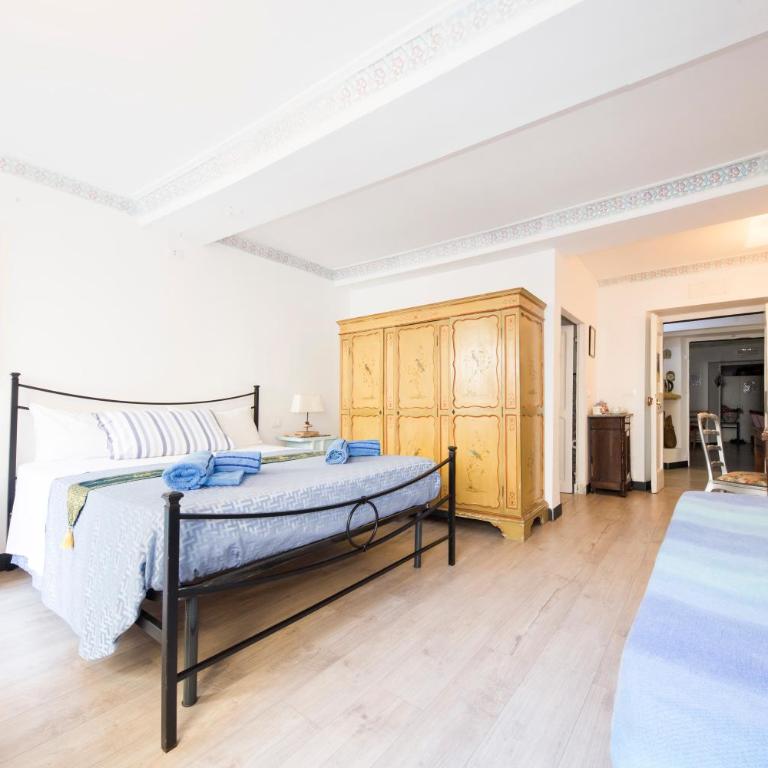 Affittacamere La Città Vecchia - Triple Room with Private Bathroom - 7