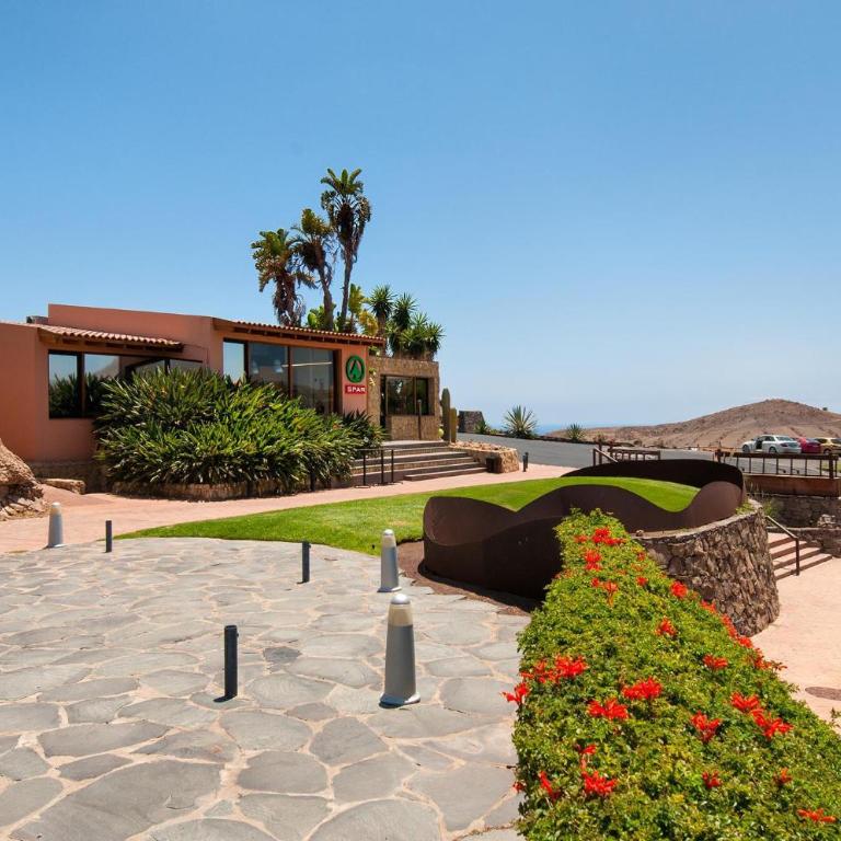 Los Lagos 31 by VillaGranCanaria - Three-Bedroom Villa - 57