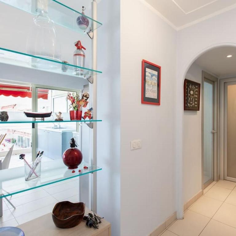 A2 - 1 BDR Antibes Sea & Port View - AC, Garage & Terrace - Appartement 1 Chambre - 20