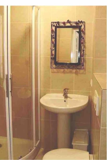 A8 Staywizus - 2 BDR Duplex Remparts Heart of Old Antibes - Apartamento de 2 dormitorios - 23