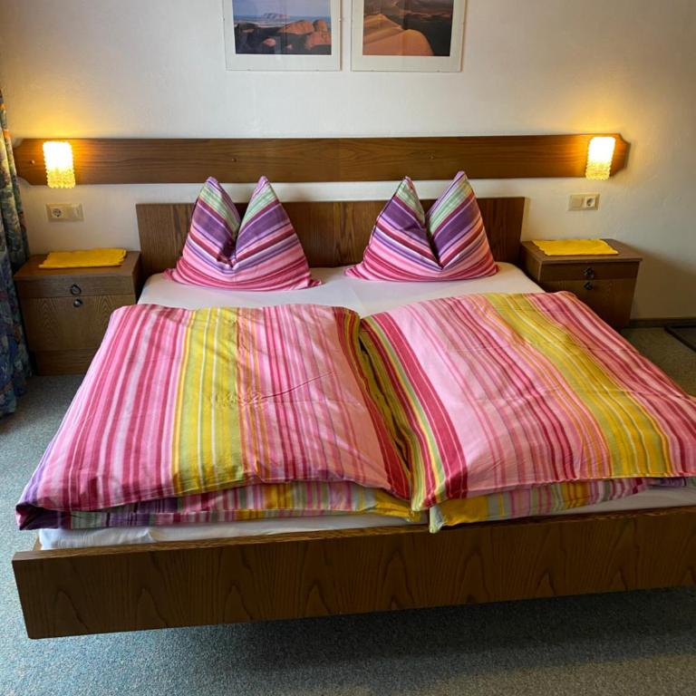 Gästehaus Hochwimmer - Doppelzimmer mit Balkon - 4