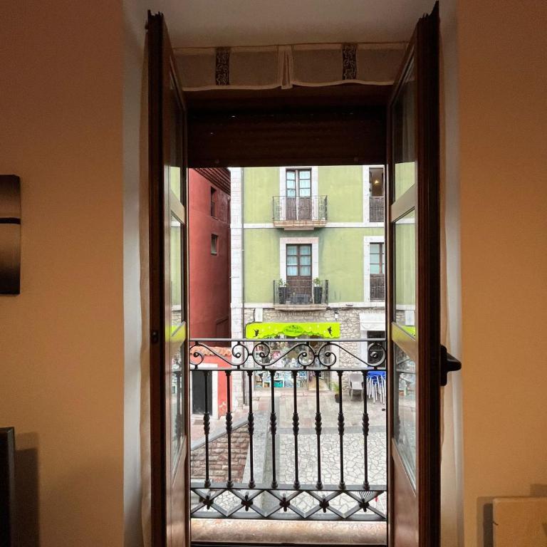 Piso ArturoyAle Llanes LaPlaza 2ºC - Two-Bedroom Apartment - 19