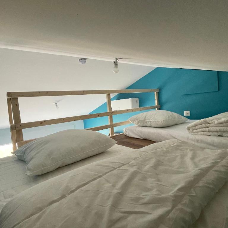 Villa au calme avec piscine, grand jardin et studio indépendant - Three-Bedroom Villa - 31