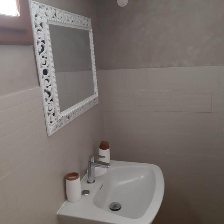 La Reggia del Corso - Three-Bedroom Apartment - 38