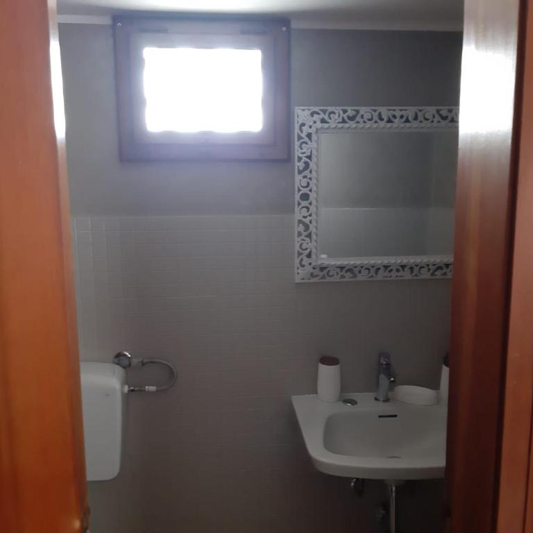 La Reggia del Corso - Three-Bedroom Apartment - 37