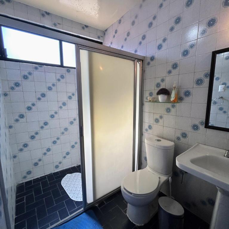 Casa de las Palmas Guest House - Double Room with Private Bathroom - 10
