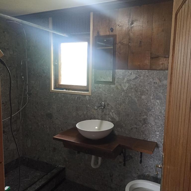 Vikendica Malović - Three-Bedroom House - 62
