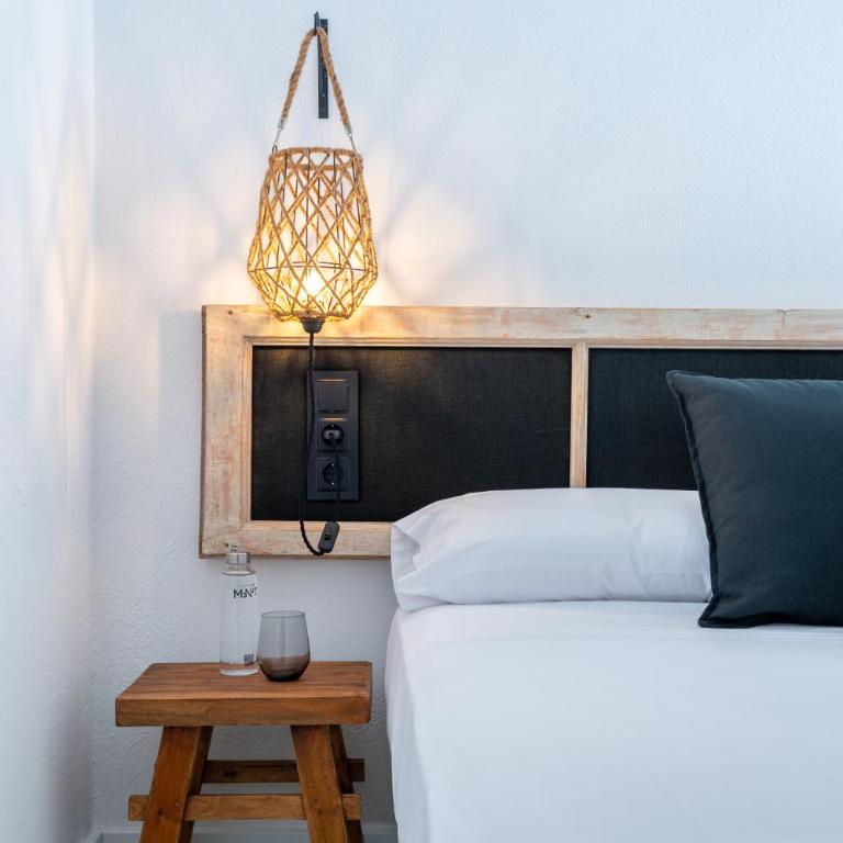 Hostal Boutique Es Menut - Habitación Doble Estándar - 1