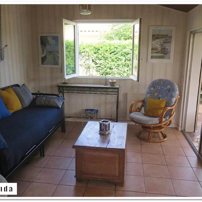 Villa de charme "La Maison Bleue" 4 étoiles Climatisation 12 pers - Villa - 6