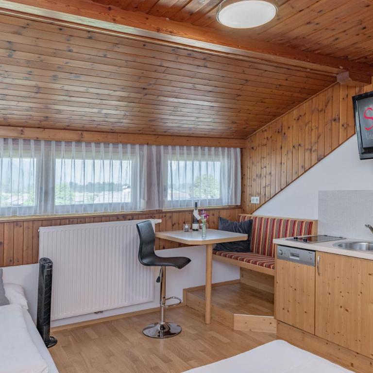 Haus Scheiblauer - Standard Apartment mit Bergblick - 7