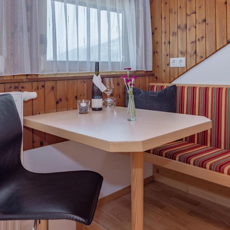 Haus Scheiblauer - Standard Apartment mit Bergblick - 13