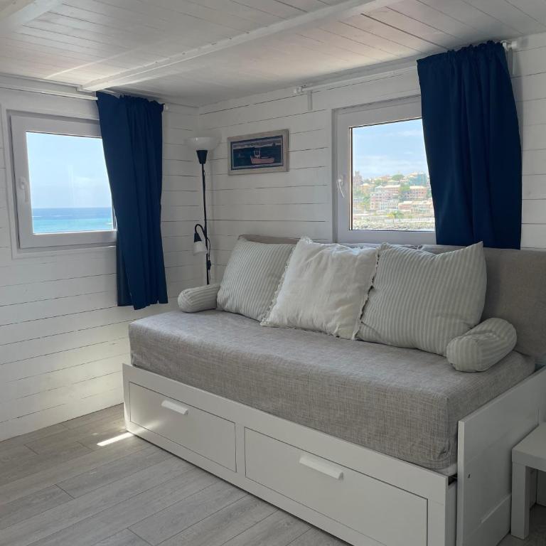 Comodissimo Gaslini e mare - Two-Bedroom Apartment - 22