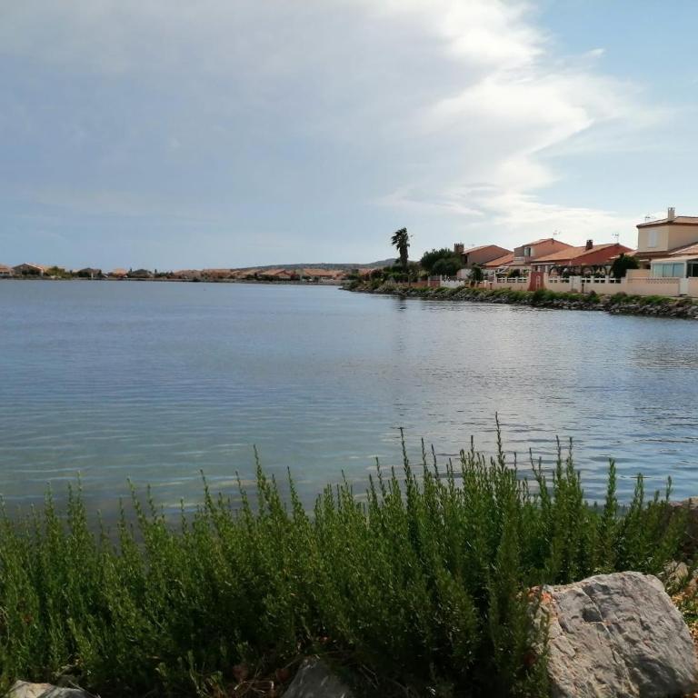 Studio mezzanine 32 m2 Port La Nouvelle Quartier des Lacs proche plage - Appartement 1 Chambre - 13