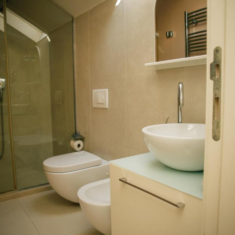 Filip Deluxe Rooms - Dvokrevetna Soba sa Bračnim Krevetom i Balkonom - 15