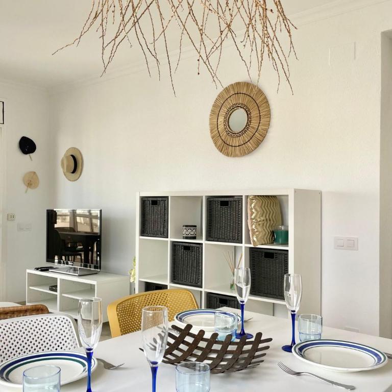 Apartamento Thalassa frente al mar en Roses - Two-Bedroom Apartment - 10