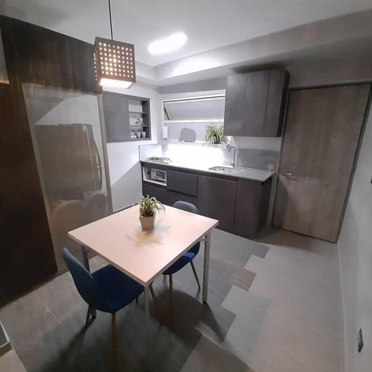 Design Studio Apartment with balcony and view in central and quiet area - Apartamento de 1 dormitorio - 10