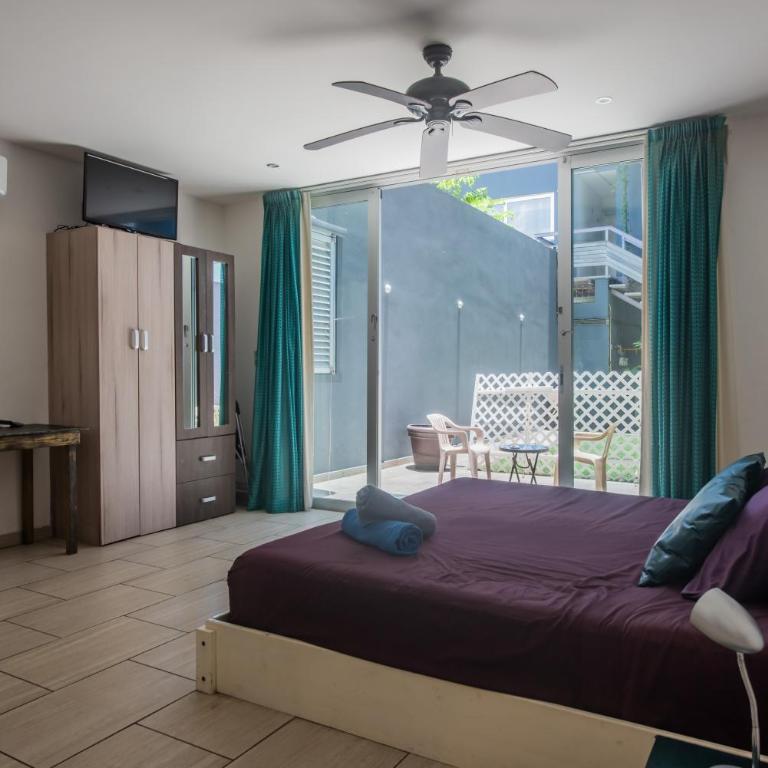 Iris Studios & Apartments - Studio with Garden View - 2