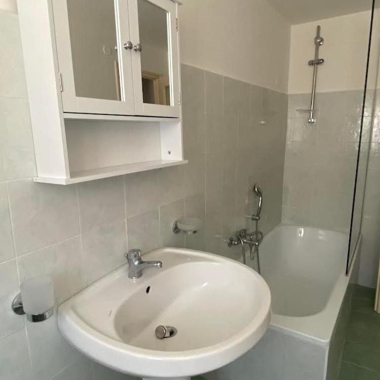 A Casa Lucia - Appartamento con 1 Camera da Letto - 12