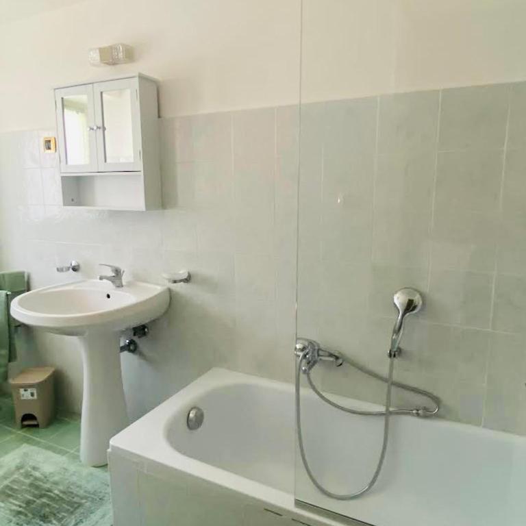 A Casa Lucia - Appartamento con 1 Camera da Letto - 13