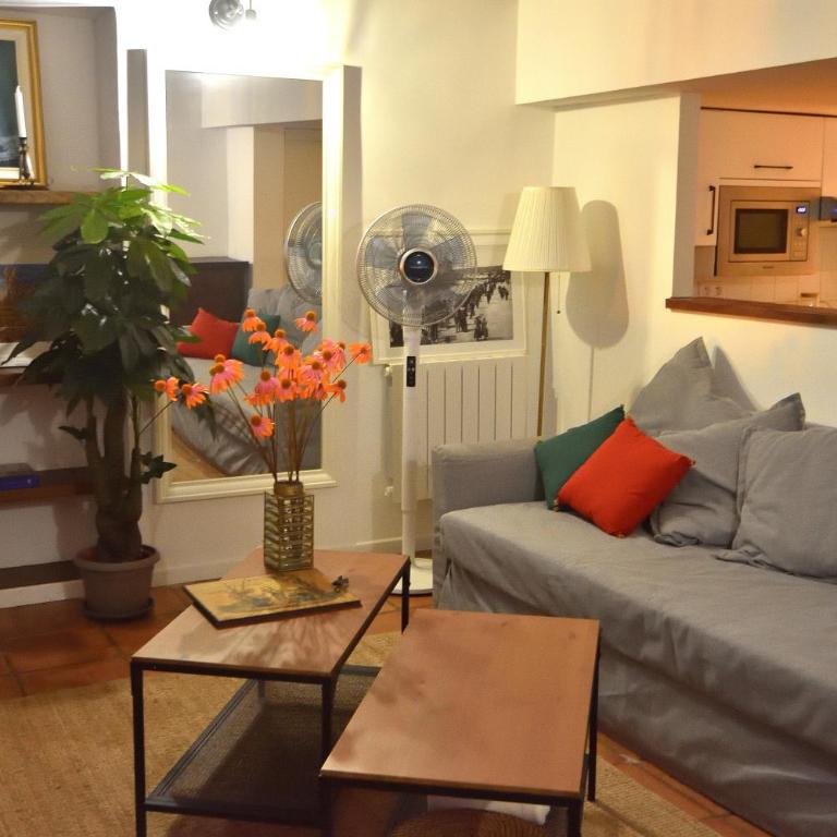 Apartment 33 on The Old Historic Senate Square - Appartement 2 Chambres - 1