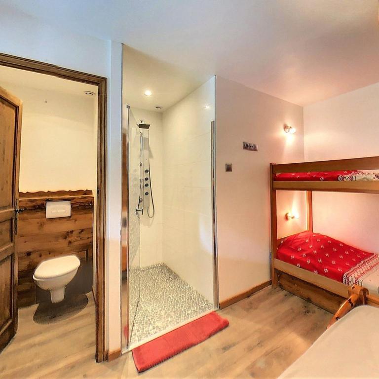 Chalet confortable 8-10 pers. près des pistes, terrasse, parking privé - Chalet 3 Chambres - 9