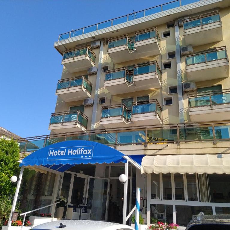 Hotel Halifax - Camera Familiare - 1