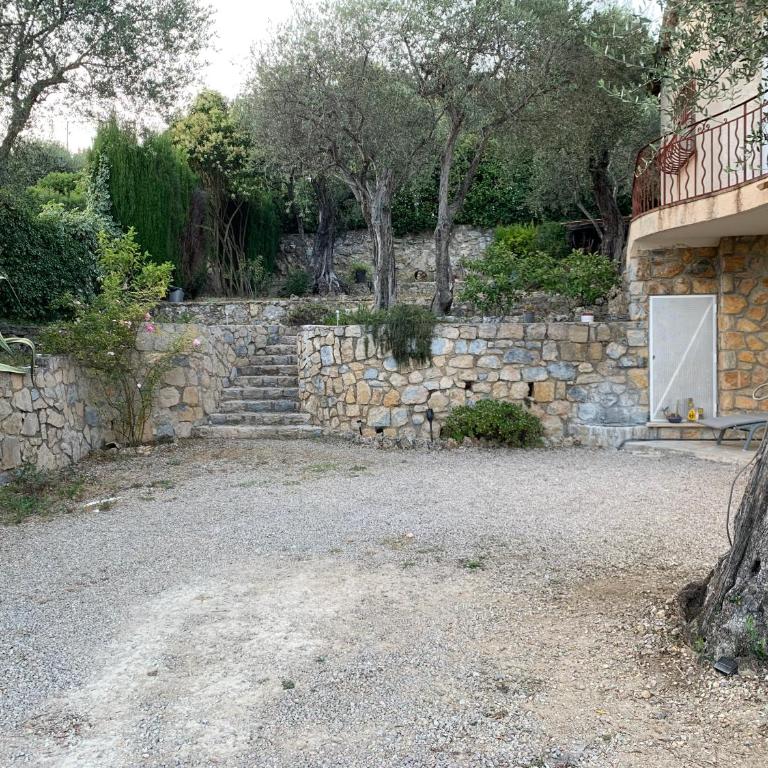 Rez de villa Peymeinade - Maison 1 Chambre - 8