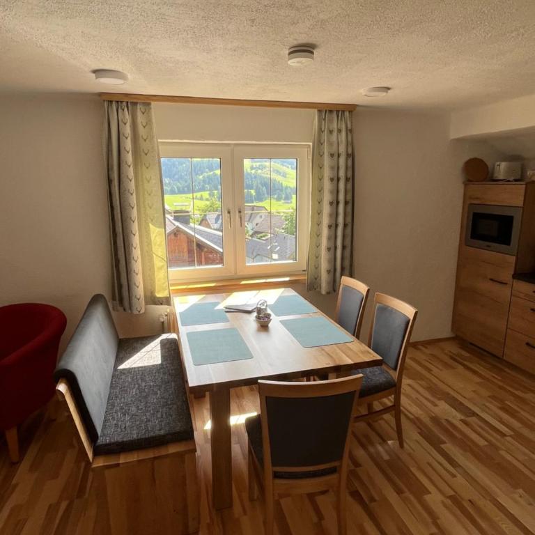 Appartements-Restaurant Schwaiger direkt beim Lift und wunderschönen Bergblick - Apartment - 5