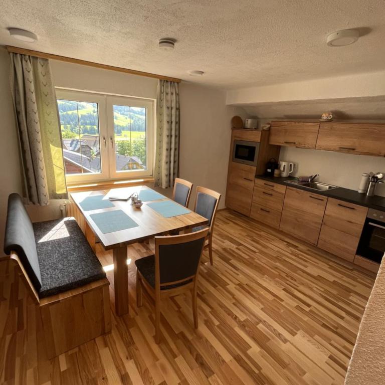 Appartements-Restaurant Schwaiger direkt beim Lift und wunderschönen Bergblick - Apartment - 7