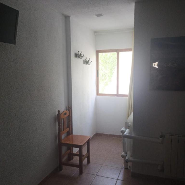 Hostal El Desvío - Habitación cuádruple - 2