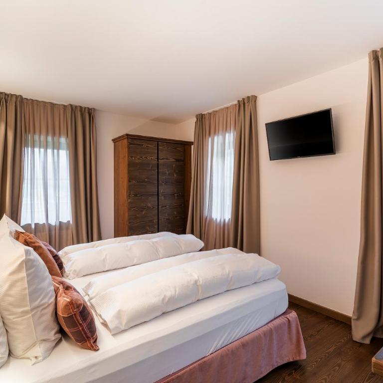 Cima Dodici B&B - Apartments - Camera Standard Matrimoniale/Doppia con Letti Singoli con Balcone - 4