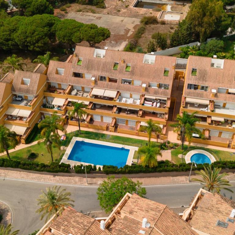 Apartment, close to beaches, restaurants and supermarkets, in urb. Marbella Park Beach, Elviria - Two-Bedroom Apartment - 48
