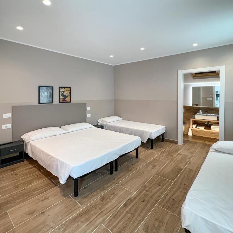 M14 RESIDENZA BASSANELLO - Camera Familiare con Bagno Privato - 5