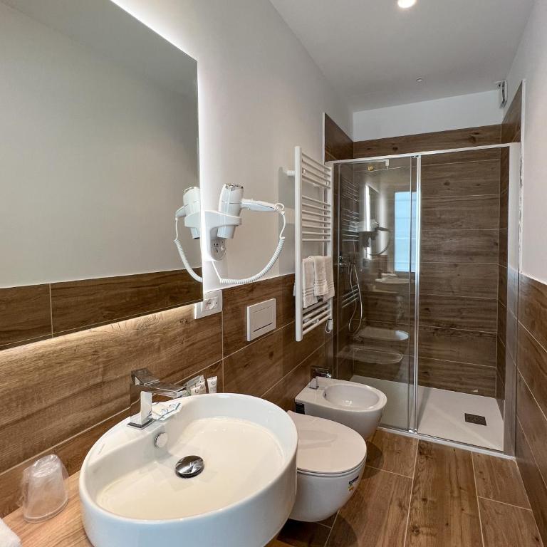 M14 RESIDENZA BASSANELLO - Camera Deluxe (2 Adulti + 1 Bambino) - 8