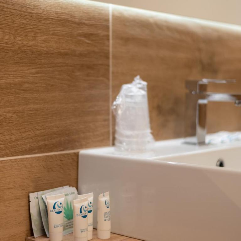 M14 RESIDENZA BASSANELLO - Camera Deluxe (2 Adulti + 1 Bambino) - 15