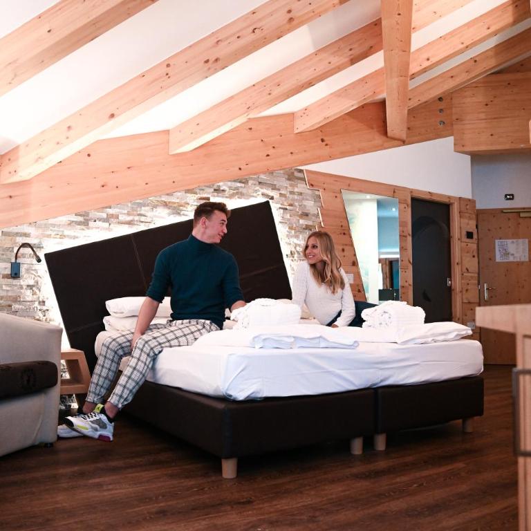 Wellness Hotel Lupo Bianco - Junior Suite con Balcone - 2