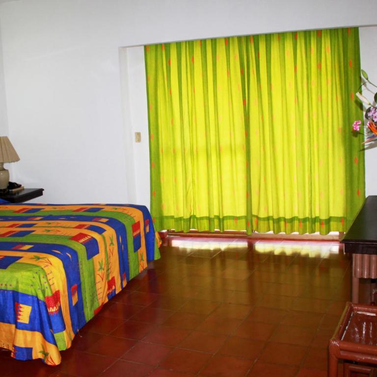Suites Plaza del Rio - Family Hotel Malecón Centro - Suite Estudio Superior Grand con balcón - 4
