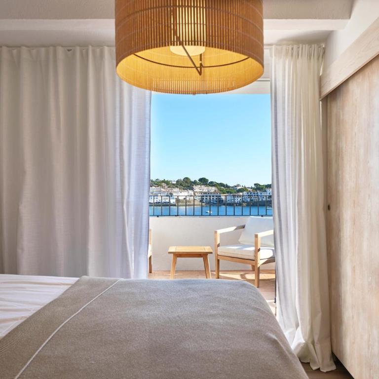 Beachfront Penthouse with Sea Views in CADAQUES - Apartamento de 2 dormitorios - 3