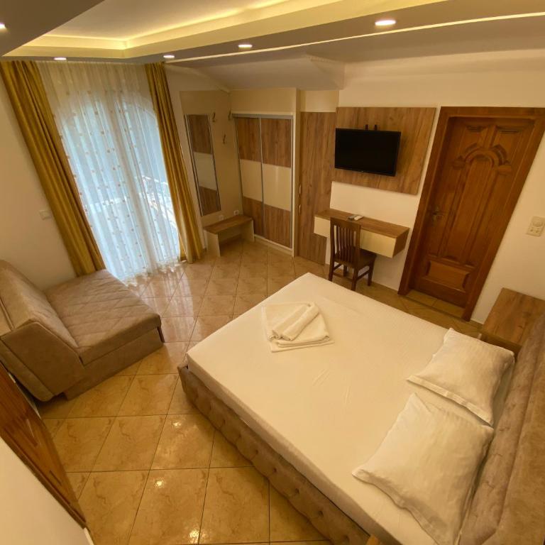 Apart Hotel Llolla - Deluks Dvokrevetni Studio sa Bračnim Krevetom - 3