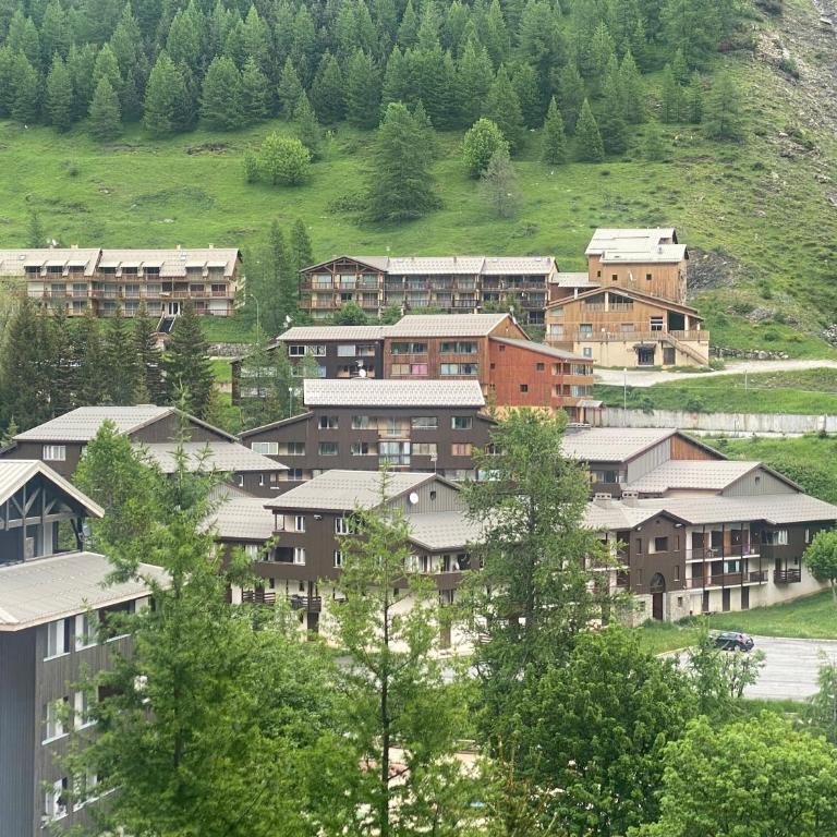 Appartement 6 couchages La Foux d’Allos - Three-Bedroom Apartment - 17